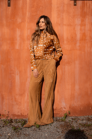 Calça de Couro Chamoi Alfaiataria - Amanda | Cor Castor