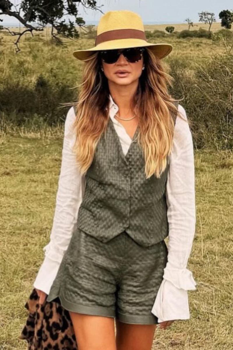 Short de Couro Pelica com Tressê à Mão - Helena | Verde