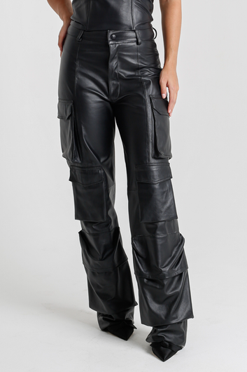 Calça Cargo de Couro Pelica - Mavie