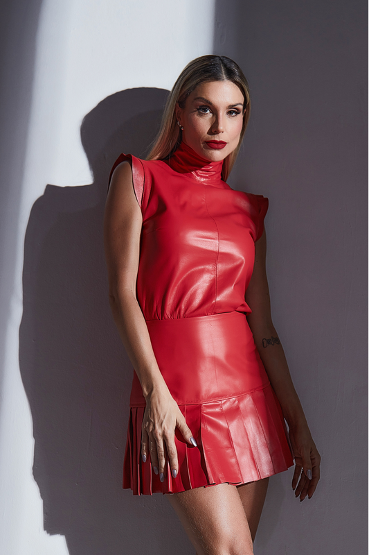 Saia Colegial Plissada de Couro Pelica - Sara