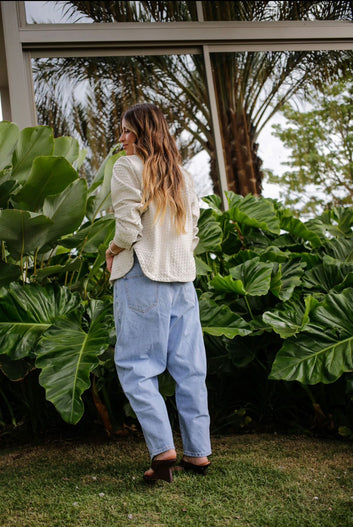 Jaqueta Off de Couro Pelica em Tressê - Maria